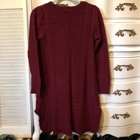Dark red sweater dress - Picture 2 of 2